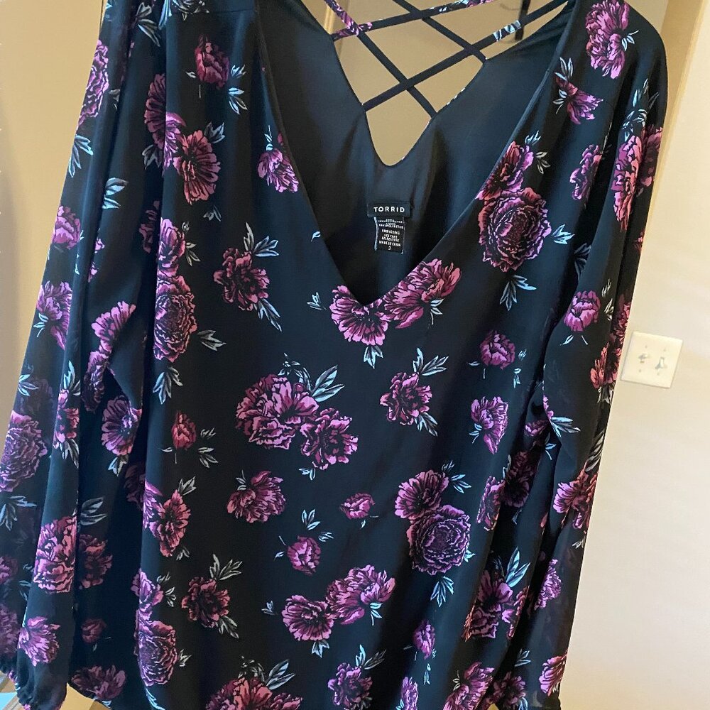 Torrid Floral Blouse Top Size 3